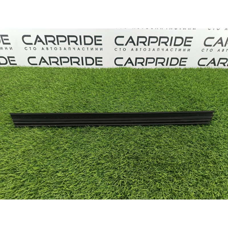 Молдинг стекла внутренний (наружные элементы кузова) Mercedes-Benz E-class w212 2013 2.2 CDI a2127353365