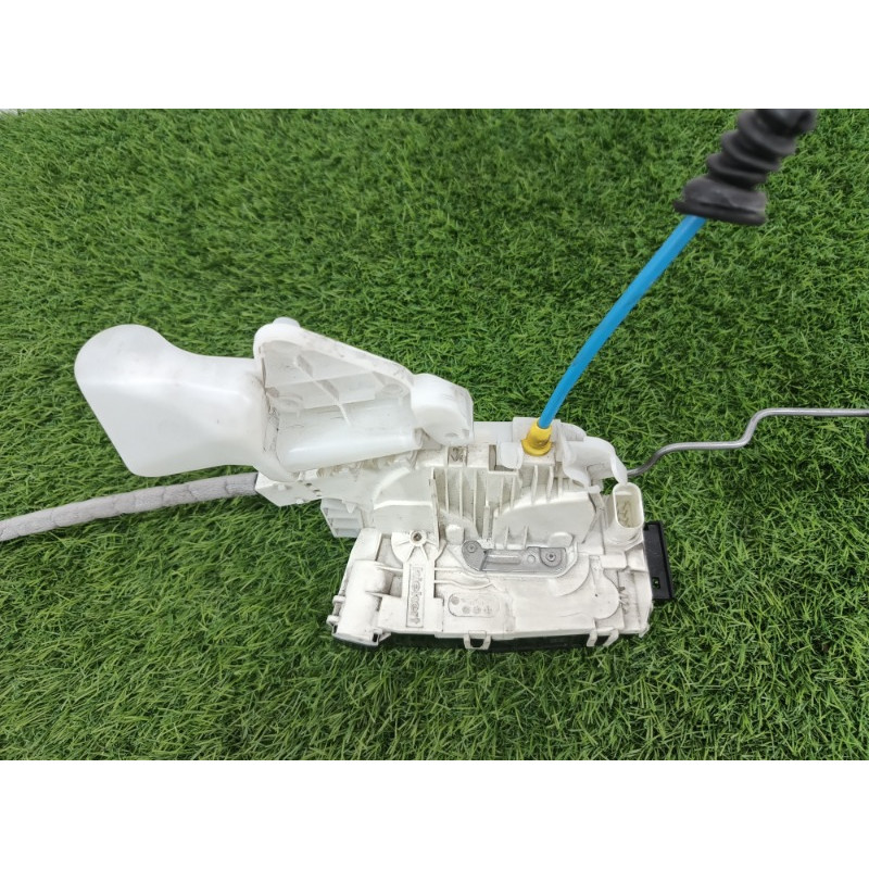 Замок двери (кузов и элементы) Mercedes-Benz E-class w212 2013 2.2 CDI a0997200735