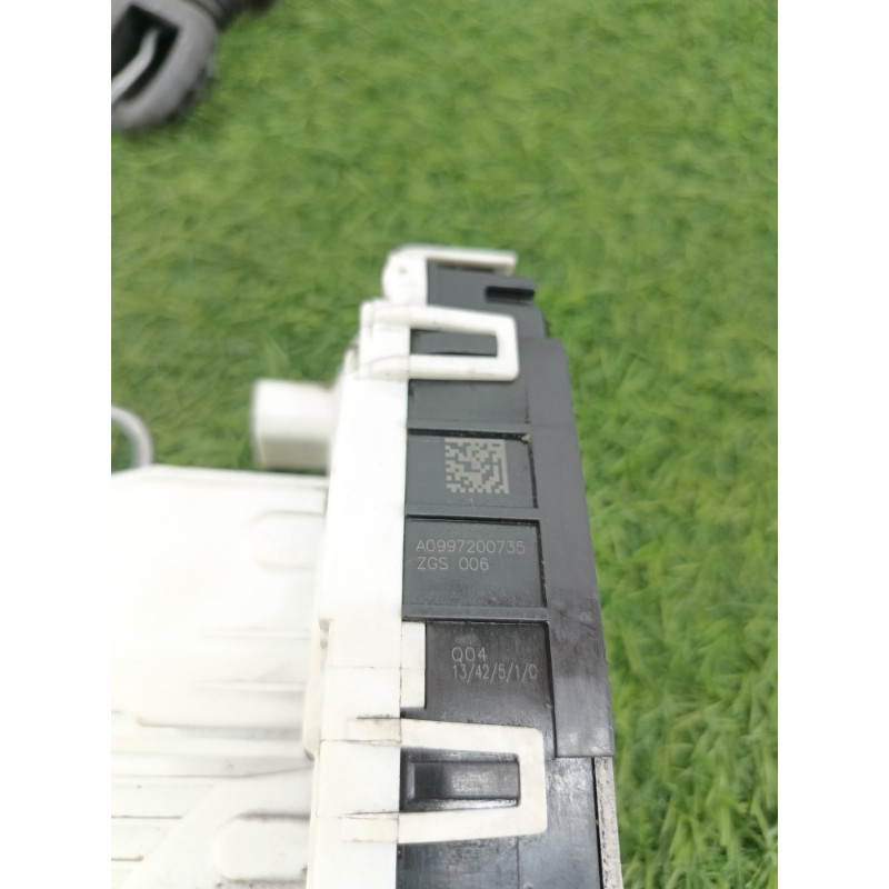 Замок двери (кузов и элементы) Mercedes-Benz E-class w212 2013 2.2 CDI a0997200735