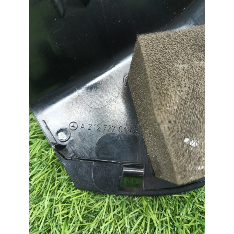 Декоративная накладка карты двери (салон) Mercedes-Benz E-class w212 2013 2.2 CDI