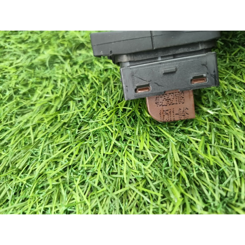 Кнопка блокировки центрального замка (электрика / кнопки) AUDI A6 C7 2011 2.0 tdi 4g2962108