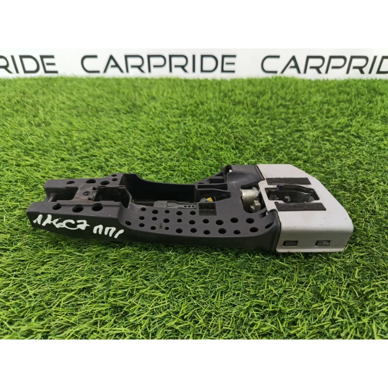 Кронштейн ручки двери (кузов и элементы) AUDI A6 C7 2011 2.0 tdi 4h2837886