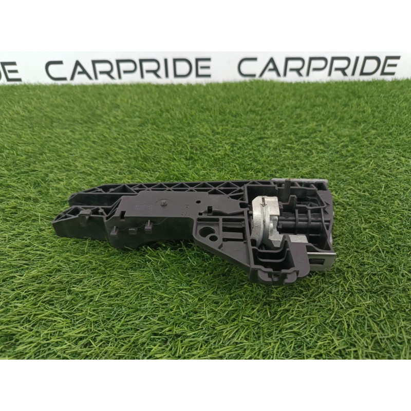 Кронштейн ручки двери (кузов и элементы) AUDI A6 C7 2011 2.0 tdi 4h2837886