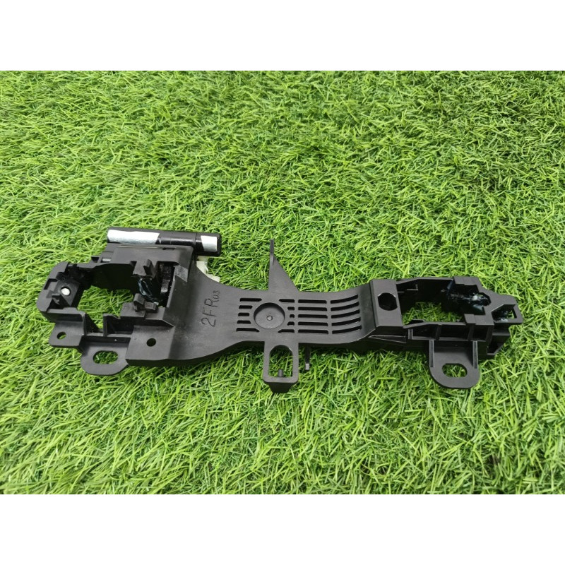 Кронштейн ручки двери (кузов и элементы) Subaru Forester SK 2020 2.5 61142CA000