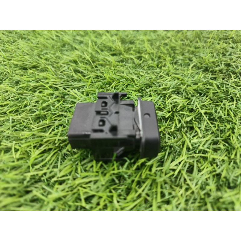 Кнопка блокировки центрального замка (электрика / кнопки) Subaru Forester SK 2020 2.5 83078FL000