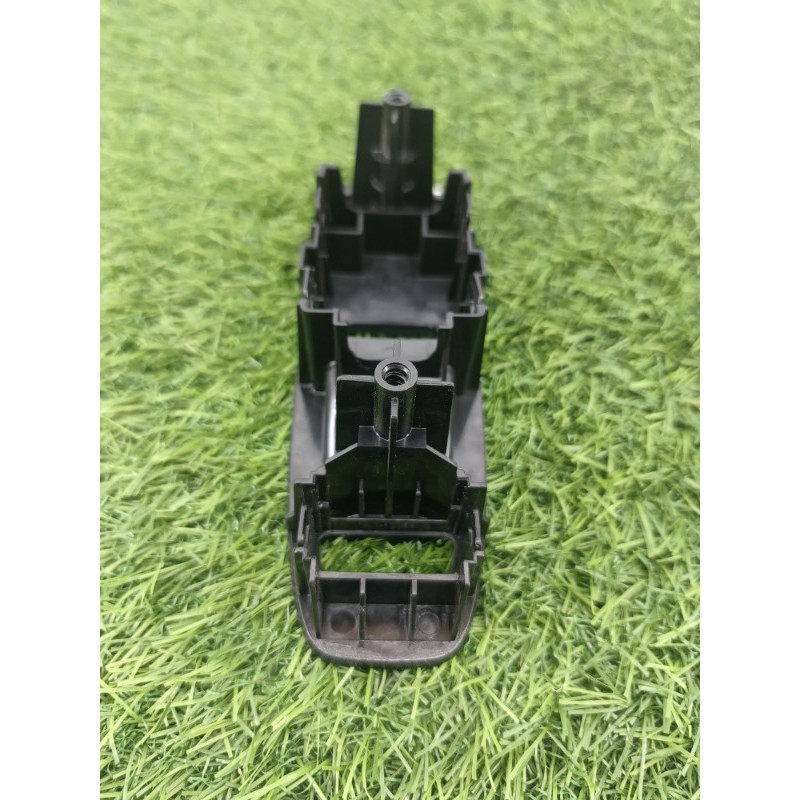 Накладка кнопок склопідйомника (салон) Subaru Forester SK 2020 2.5 83472FL010