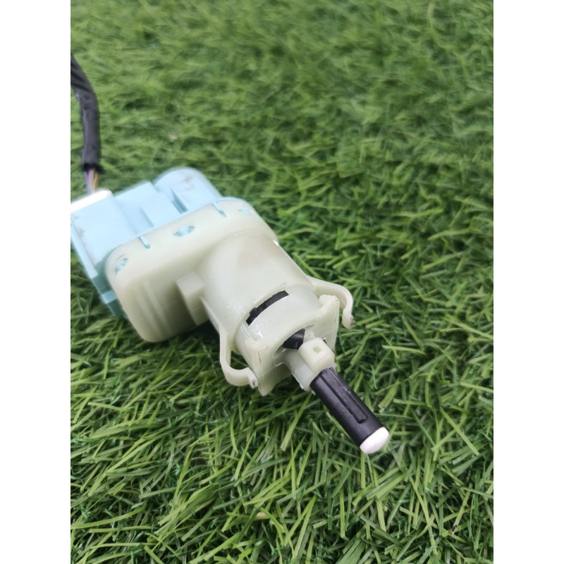 Концевик педали тормоза (электрика / датчики) Ford ESCAPE MK4 2020 1.5 GL3Z13480A