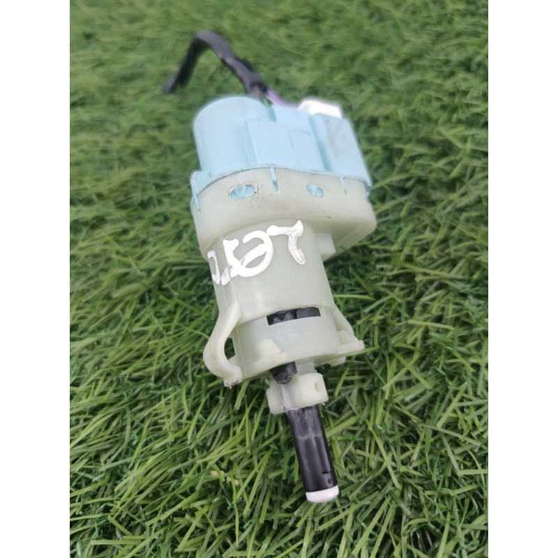 Концевик педали тормоза (электрика / датчики) Ford ESCAPE MK4 2020 1.5 GL3Z13480A