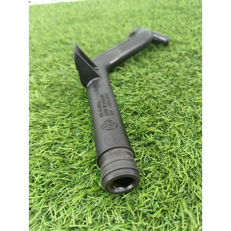 Трубка системи охолодження (система охолодження) AUDI A6 C7 2011 2.0 tdi 03l121065k