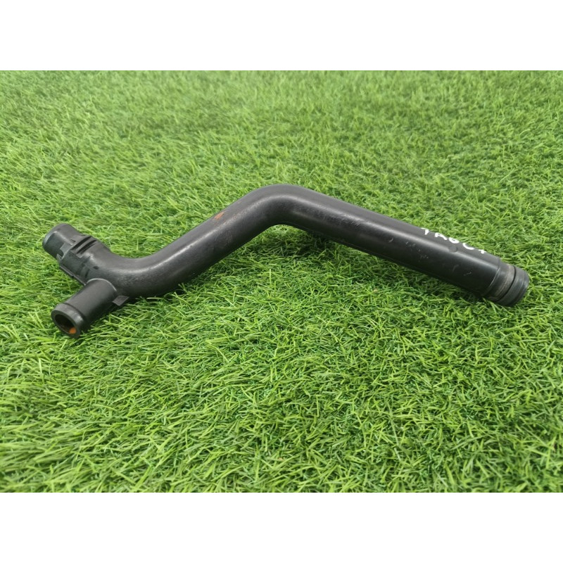 Трубка системи охолодження (система охолодження) AUDI A6 C7 2011 2.0 tdi 03l121065k