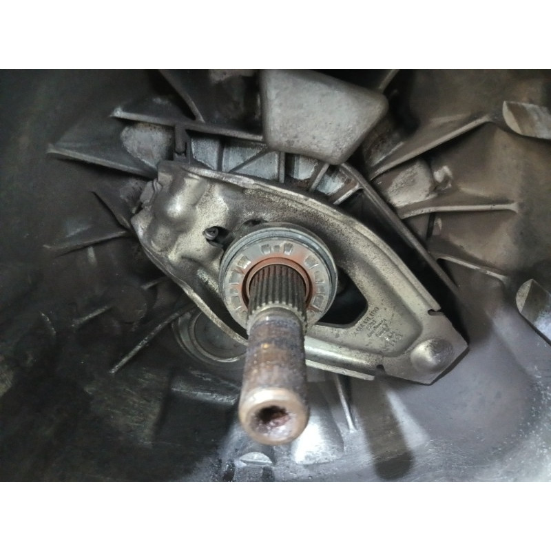 МКПП (трансмиссия) AUDI A6 C7 2011 2.0 tdi 0B1300028J