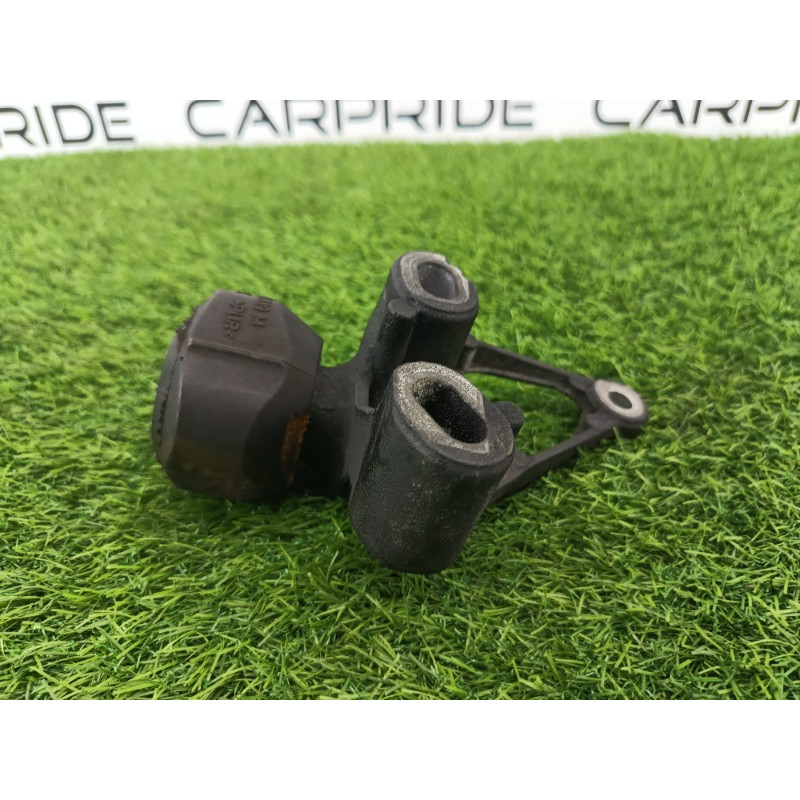 Кронштейн двигателя (кронштейны двигателя) AUDI A6 C7 2011 2.0 tdi 8k0199343c