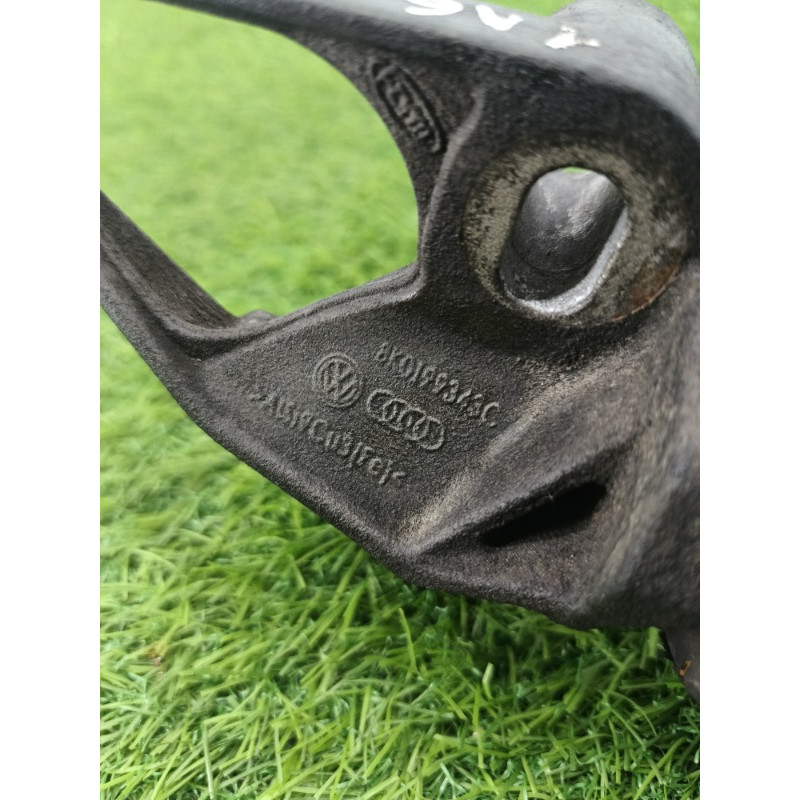 Кронштейн двигателя (кронштейны двигателя) AUDI A6 C7 2011 2.0 tdi 8k0199343c