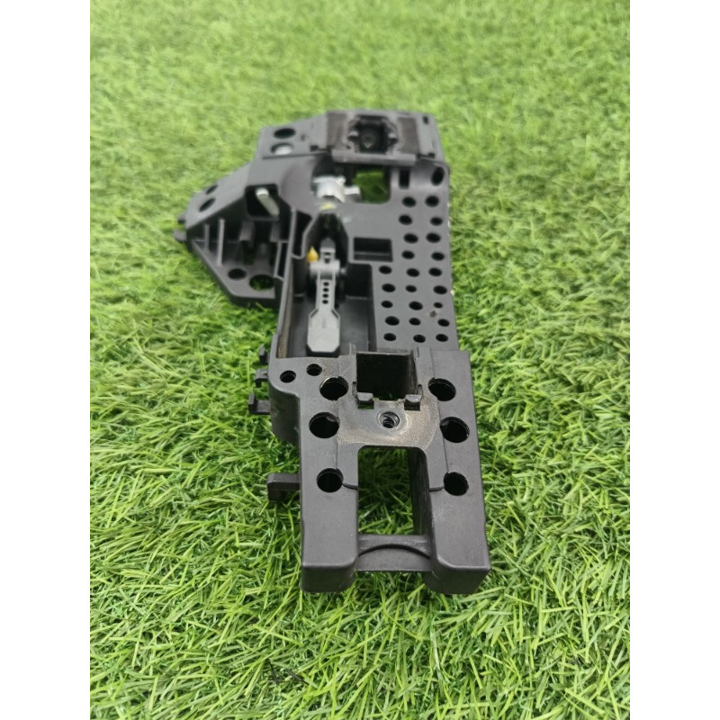 Кронштейн ручки двери (кузов и элементы) AUDI A6 C7 2011 2.0 tdi 4h0837886