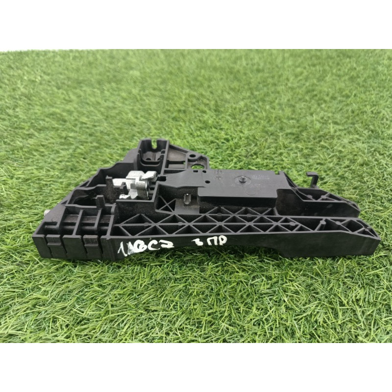 Кронштейн ручки двери (кузов и элементы) AUDI A6 C7 2011 2.0 tdi 4h0837886