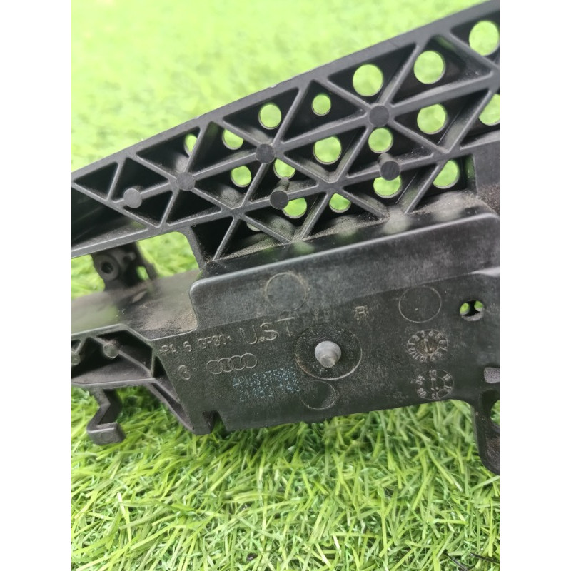 Кронштейн ручки двери (кузов и элементы) AUDI A6 C7 2011 2.0 tdi 4h0837886