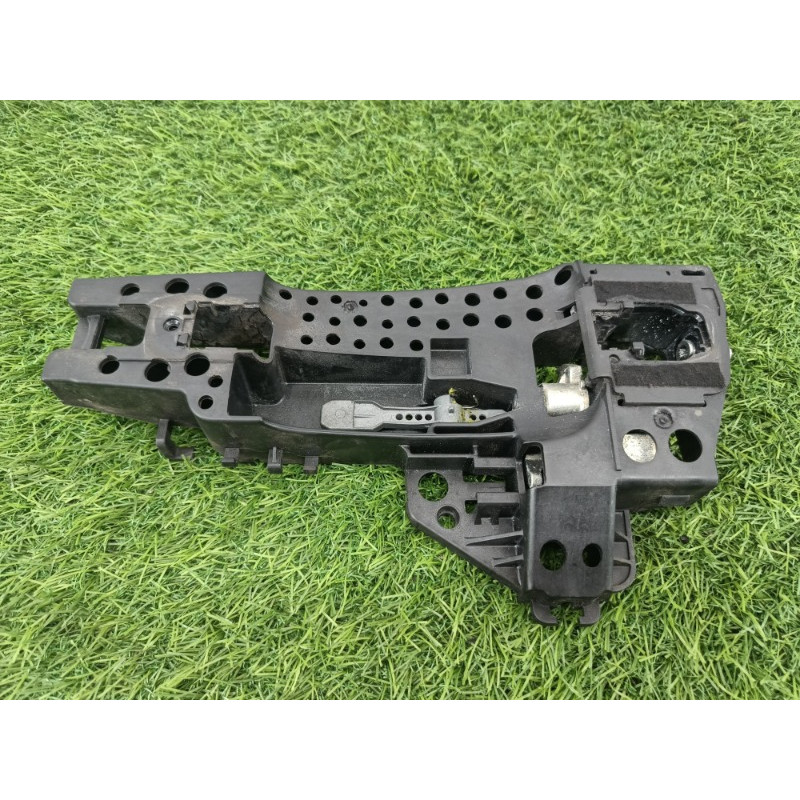 Кронштейн ручки двери (кузов и элементы) AUDI A6 C7 2011 2.0 tdi 4H0837885