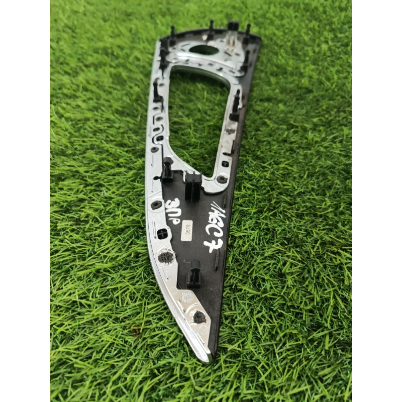 Декоративная накладка карты двери (салон) AUDI A6 C7 2011 2.0 tdi 4g0867420