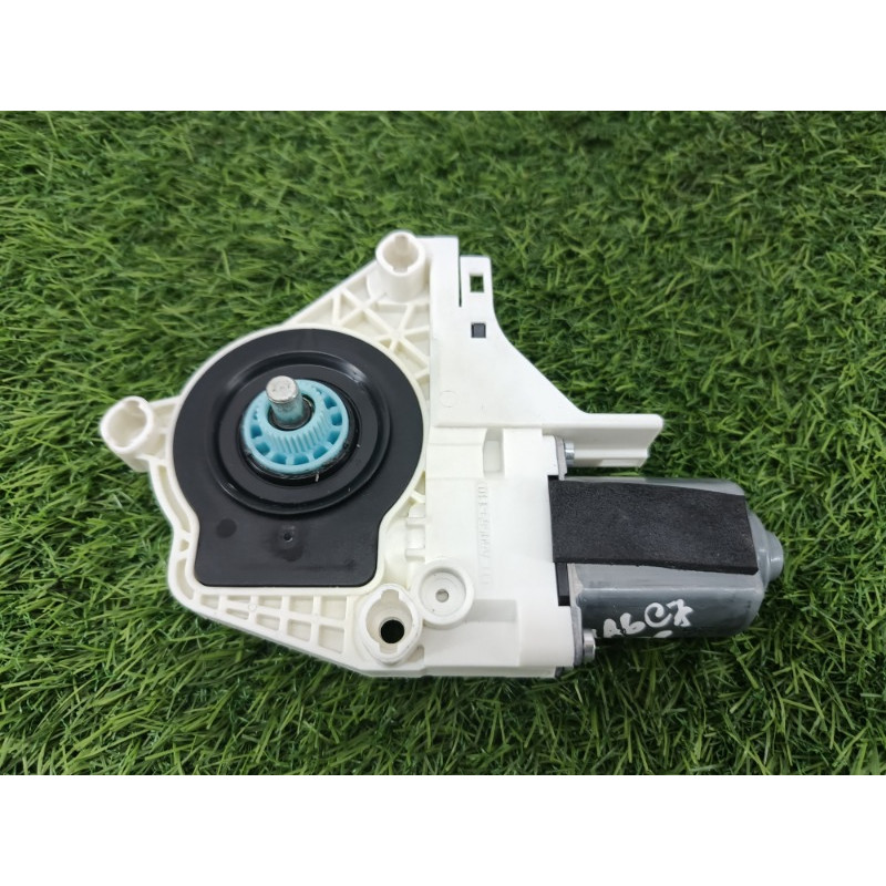 Мотор стеклоподъемника (электрика) AUDI A6 C7 2011 2.0 tdi 8k0959812a