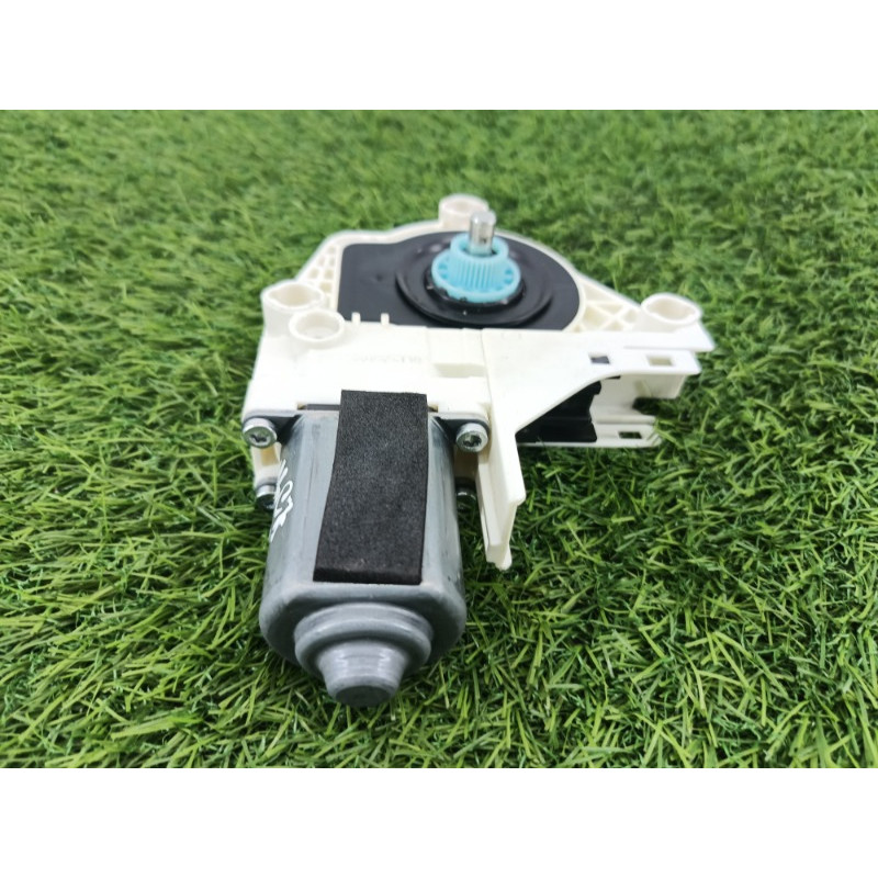 Мотор стеклоподъемника (электрика) AUDI A6 C7 2011 2.0 tdi 8k0959812a