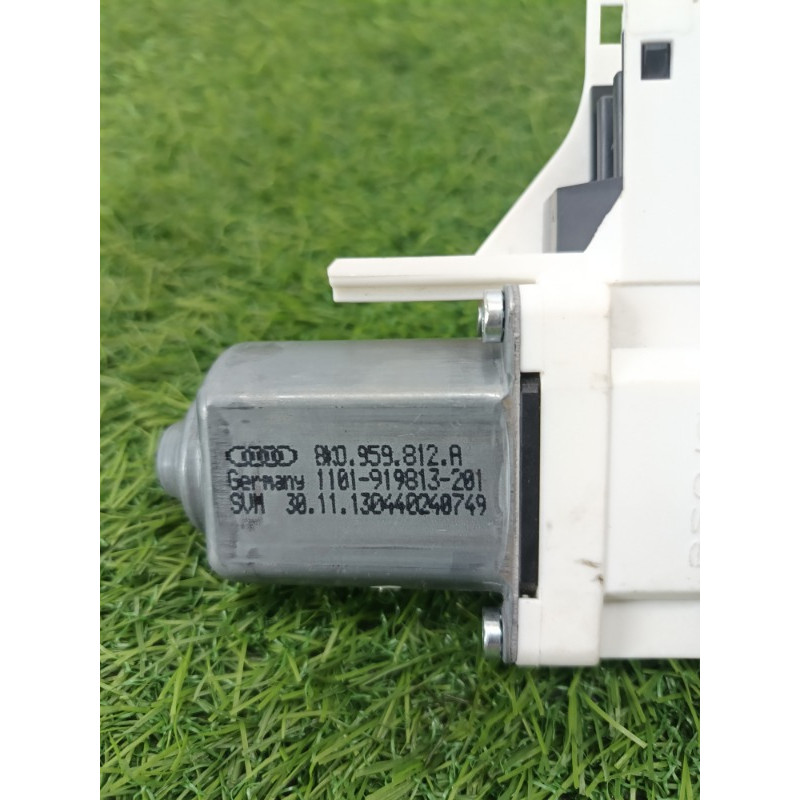 Мотор стеклоподъемника (электрика) AUDI A6 C7 2011 2.0 tdi 8k0959812a