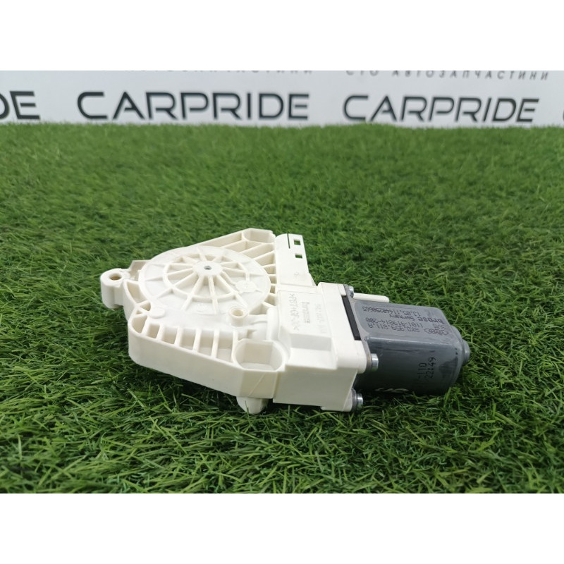 Мотор стеклоподъемника (электрика) AUDI A6 C7 2011 2.0 tdi 8k0959811a