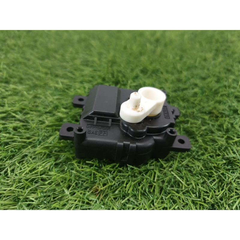 Привод заслонки отопителя (отопление и кондиционирование) Subaru Legacy BN 2016 2.5 aa1138003490