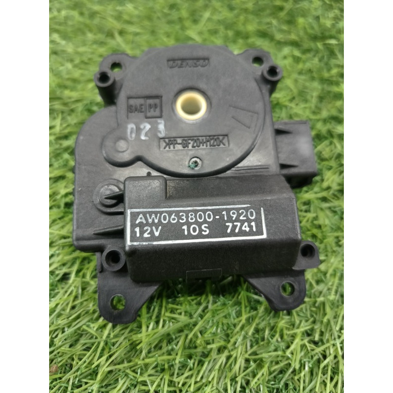 Привод заслонки отопителя (отопление и кондиционирование) Subaru Legacy BN 2016 2.5 aw0638001920