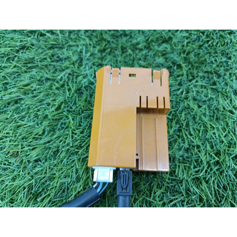 Гнездо USB/AUX (электрика) Subaru Legacy BN 2016 2.5 86257al00a