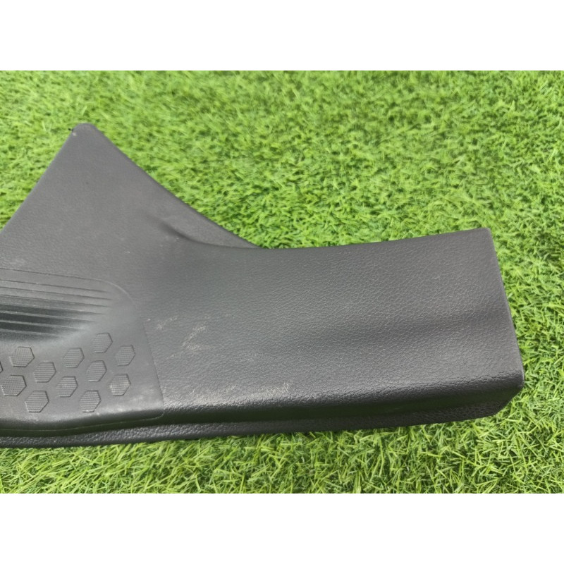 Накладка на поріг (кузов і елементи) Subaru Forester SJ 94061sg010