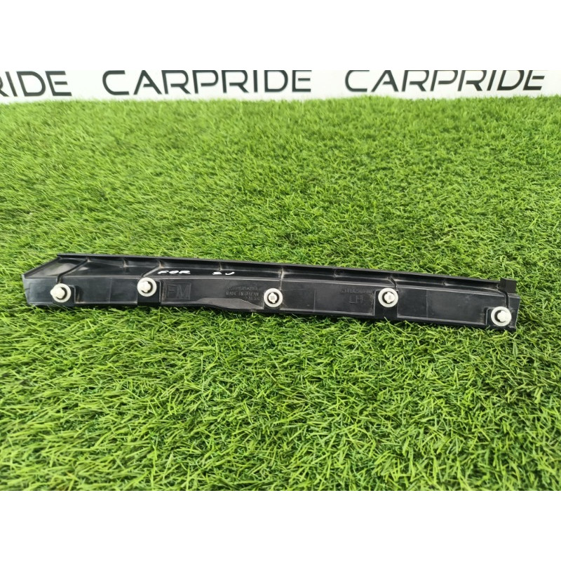 Накладка кришки багажника (кузов і елементи) Subaru Forester SJ 63186sg010