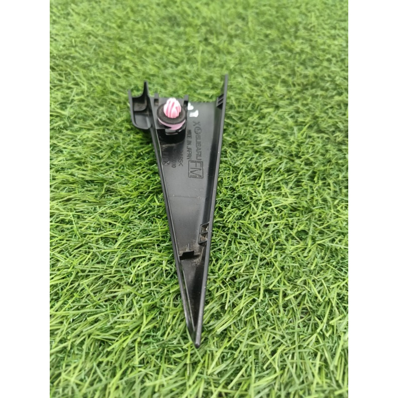 Внутрішній молдинг двері (кутник) (кузов і елементи) Subaru Forester SJ 94251sg010