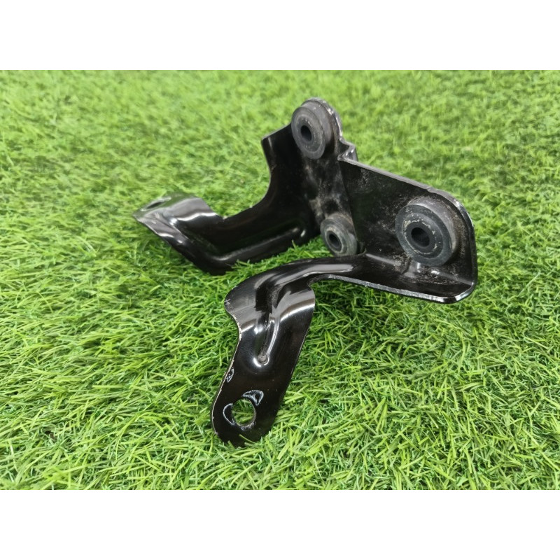 Кронштейн (двигатель и элементы) Ford Ecosport B515 2018 1.0L 8V5Z-2C304-G