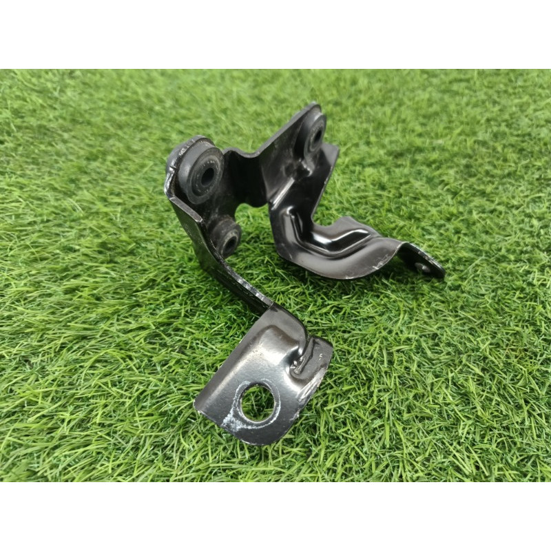 Кронштейн (двигатель и элементы) Ford Ecosport B515 2018 1.0L 8V5Z-2C304-G