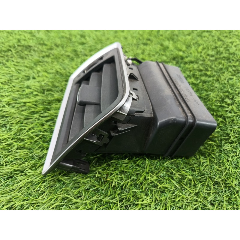 Дефлектор воздуховода (салон) Subaru Outback B15 66110al02a