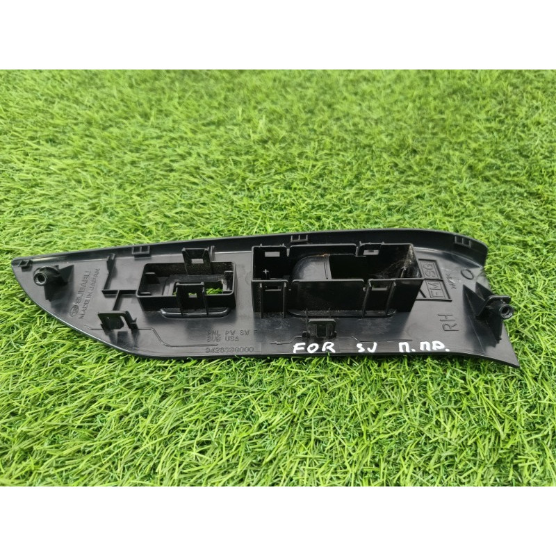 Накладка кнопок склопідйомника (салон) Subaru Forester SJ 94263sg000