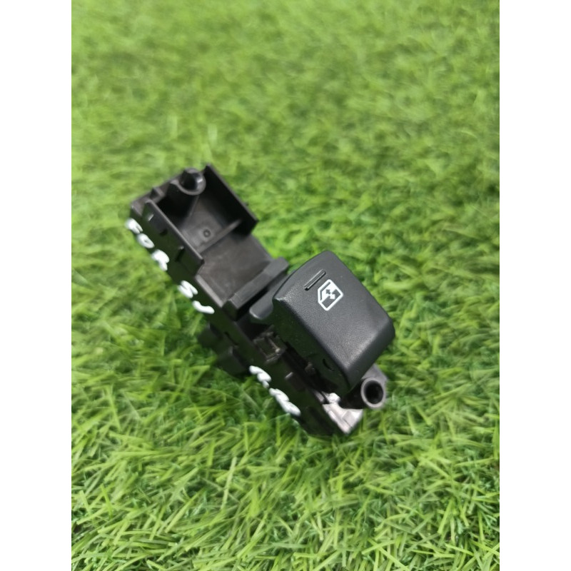 Кнопка стеклоподъемника (электрика / кнопки) Subaru Forester SJ 83071sg100