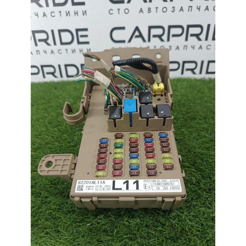 Блок запобіжників (електрика) Subaru Legacy BN 2016 2.5 82201al11a