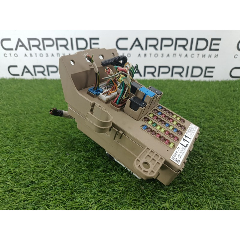 Блок запобіжників (електрика) Subaru Legacy BN 2016 2.5 82201al11a