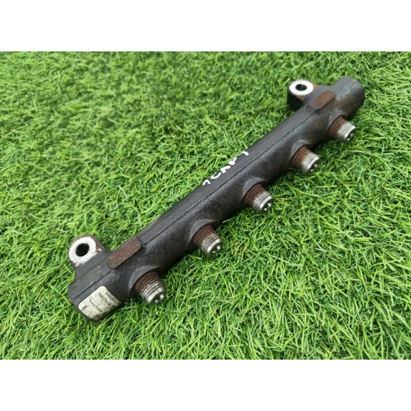 Топливная рампа (топливная система) Chevrolet Captiva C140 2011 2.2 D (z22d1) 96868901