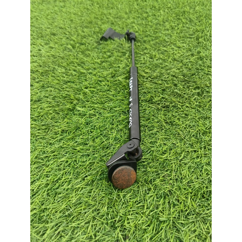 Амортизатор багажника (кузов и элементы) Chevrolet Captiva C140 2011 2.2 D (z22d1) 96861594