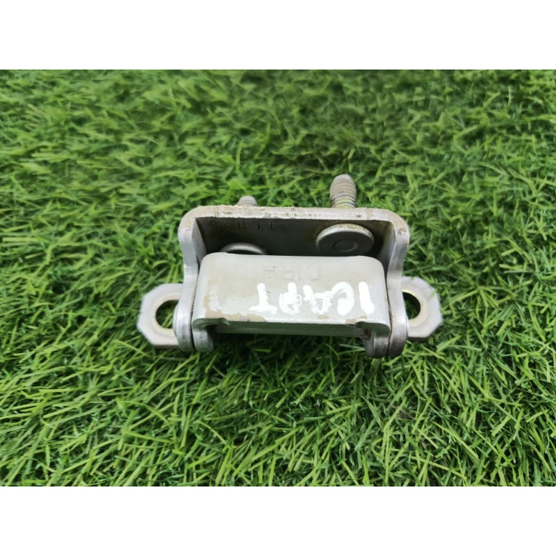 Петля багажника (кузов и элементы) Chevrolet Captiva C140 2011 2.2 D (z22d1) 96661618