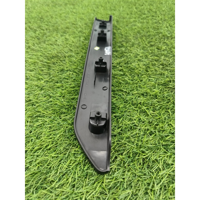 Декоративная накладка карты двери (салон) Chevrolet Captiva C140 2011 2.2 D (z22d1) 96630796