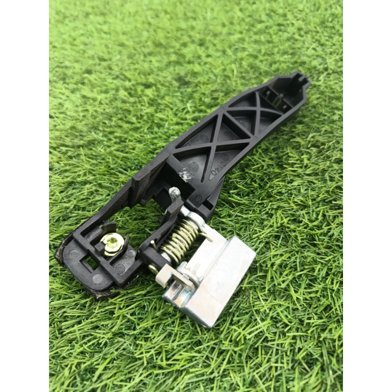 Кронштейн ручки двери (кузов и элементы) Chevrolet Captiva C140 2011 2.2 D (z22d1) 94553102