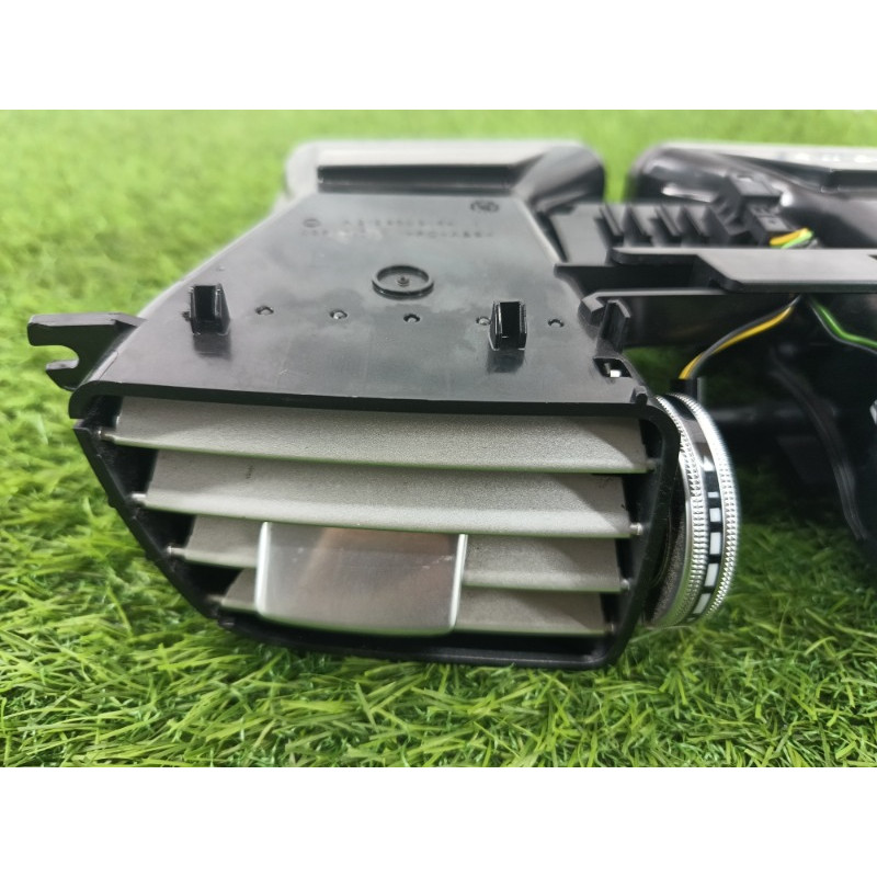 Воздуховод центральный (салон) Mercedes-Benz E-class w212 2013 2.2 CDI a2128303154