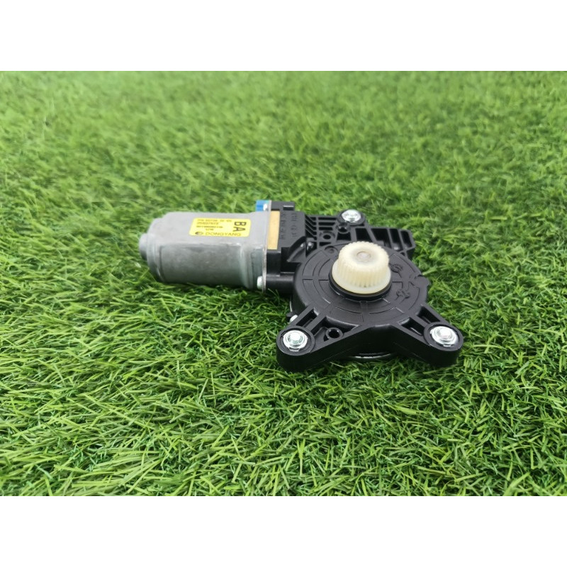 Мотор склопідйомника (електрика) Chevrolet Captiva C140 2011 2.2 D (z22d1) 25937973