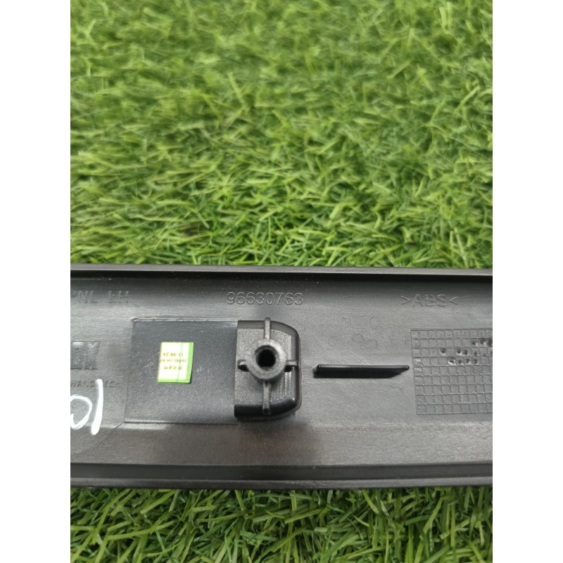 Декоративная накладка карты двери (салон) Chevrolet Captiva C140 2011 2.2 D (z22d1) 96630763