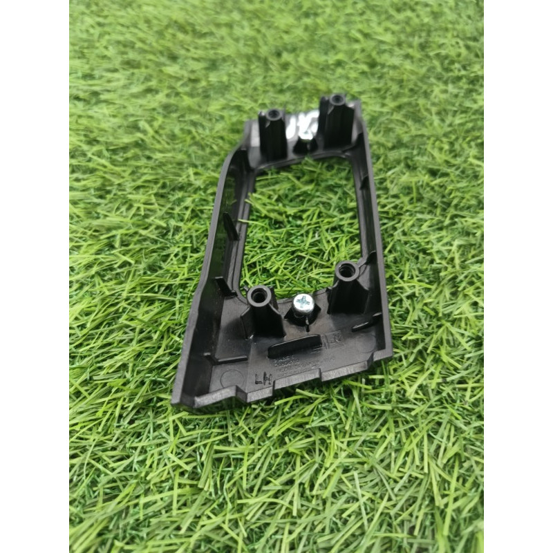 Декоративная накладка карты двери (салон) Chevrolet Captiva C140 2011 2.2 D (z22d1) 95037371