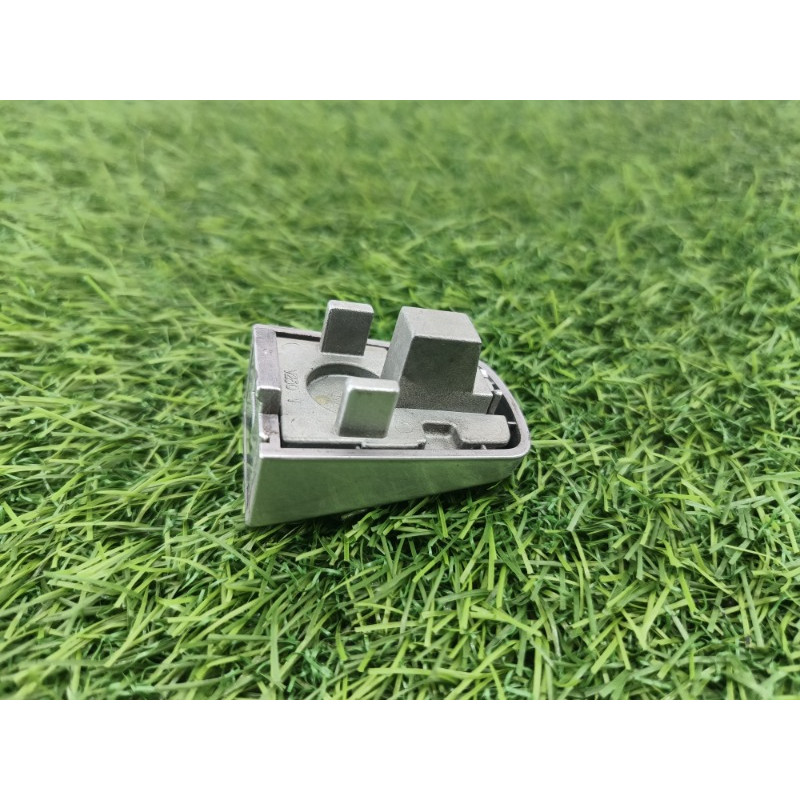 Заглушка внешней ручки (кузов и элементы) Chevrolet Captiva C140 2011 2.2 D (z22d1) 96468293