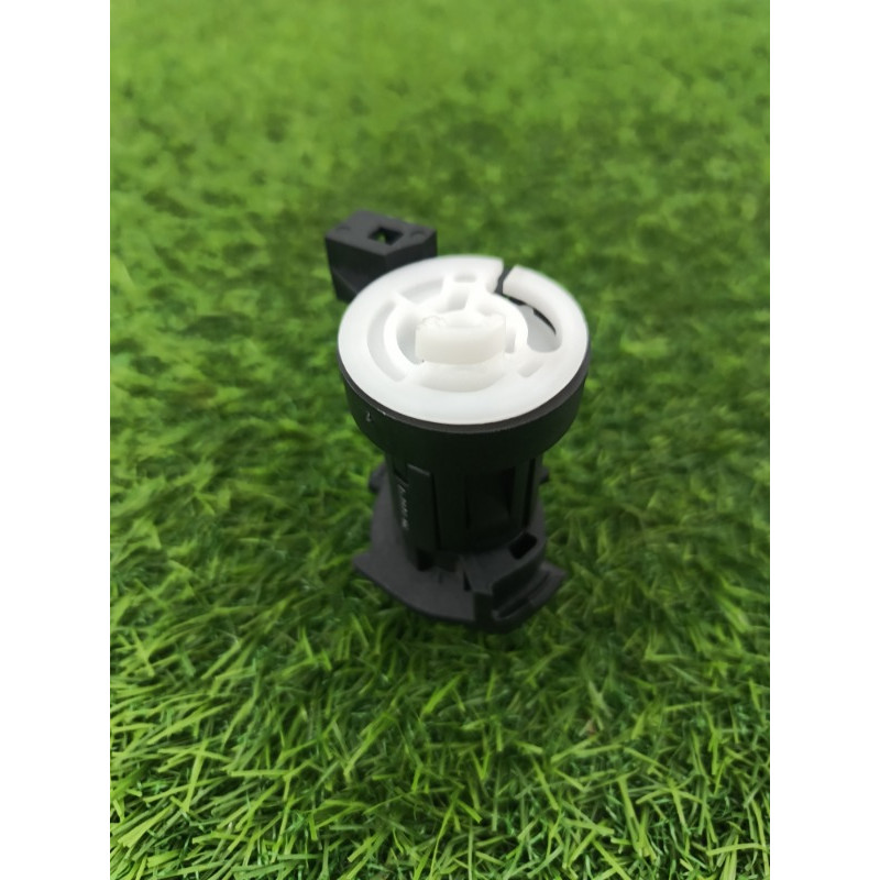 Замок багажника (кузов и элементы) Mercedes-Benz E-class w212 2013 2.2 CDI a2047500061